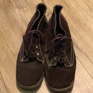 Brown Suede Lace-Up Shoes